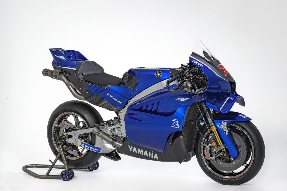 E alla fine anche Yamaha si converte al V4